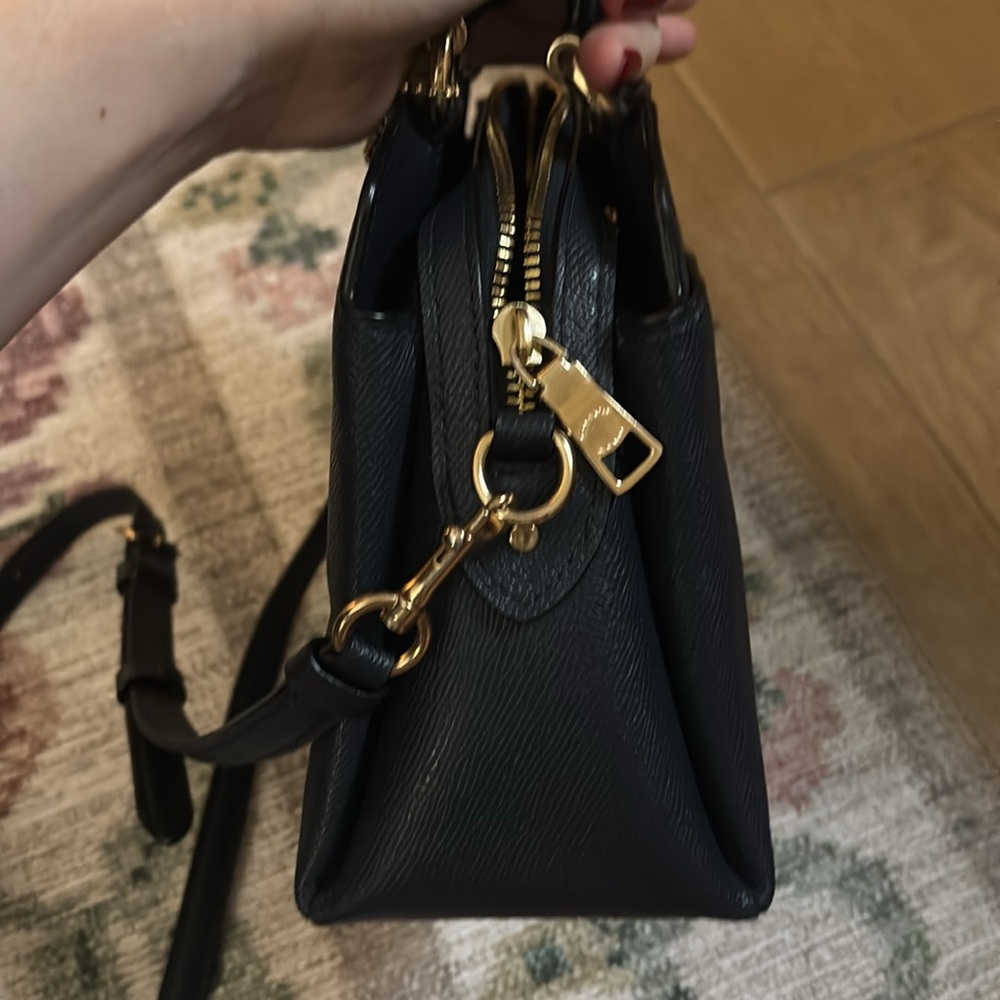Navy coach bag and matching wallet - Picture 6 of 13